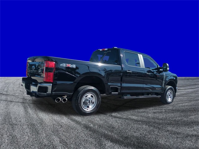 2024 Ford F-350 XL photo 4