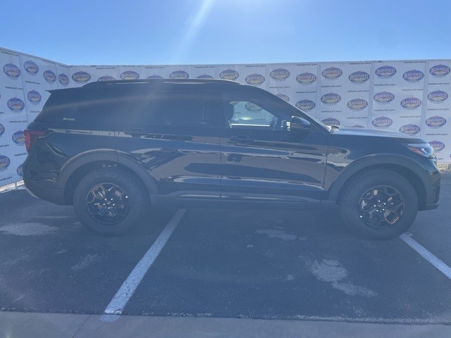 2026 Ford Explorer Tremor's photo