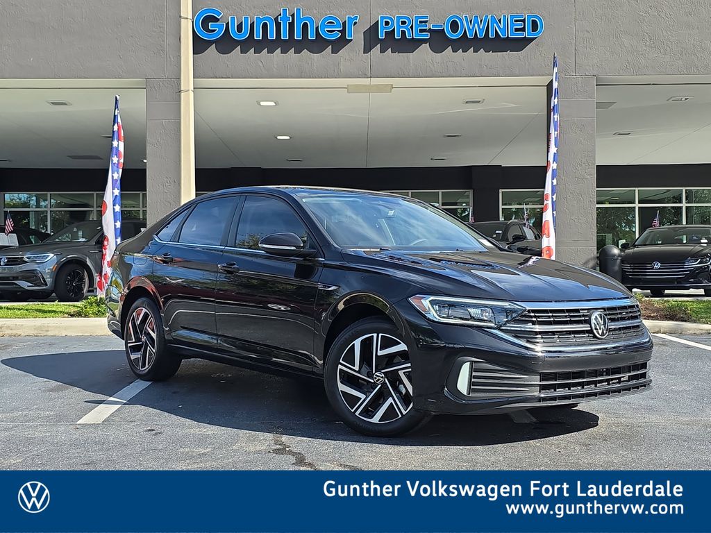 2022 Volkswagen Jetta SEL's photo