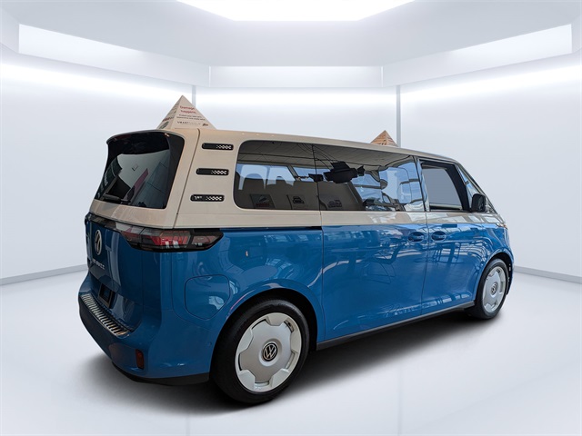 2025 Volkswagen ID. Buzz photo 2