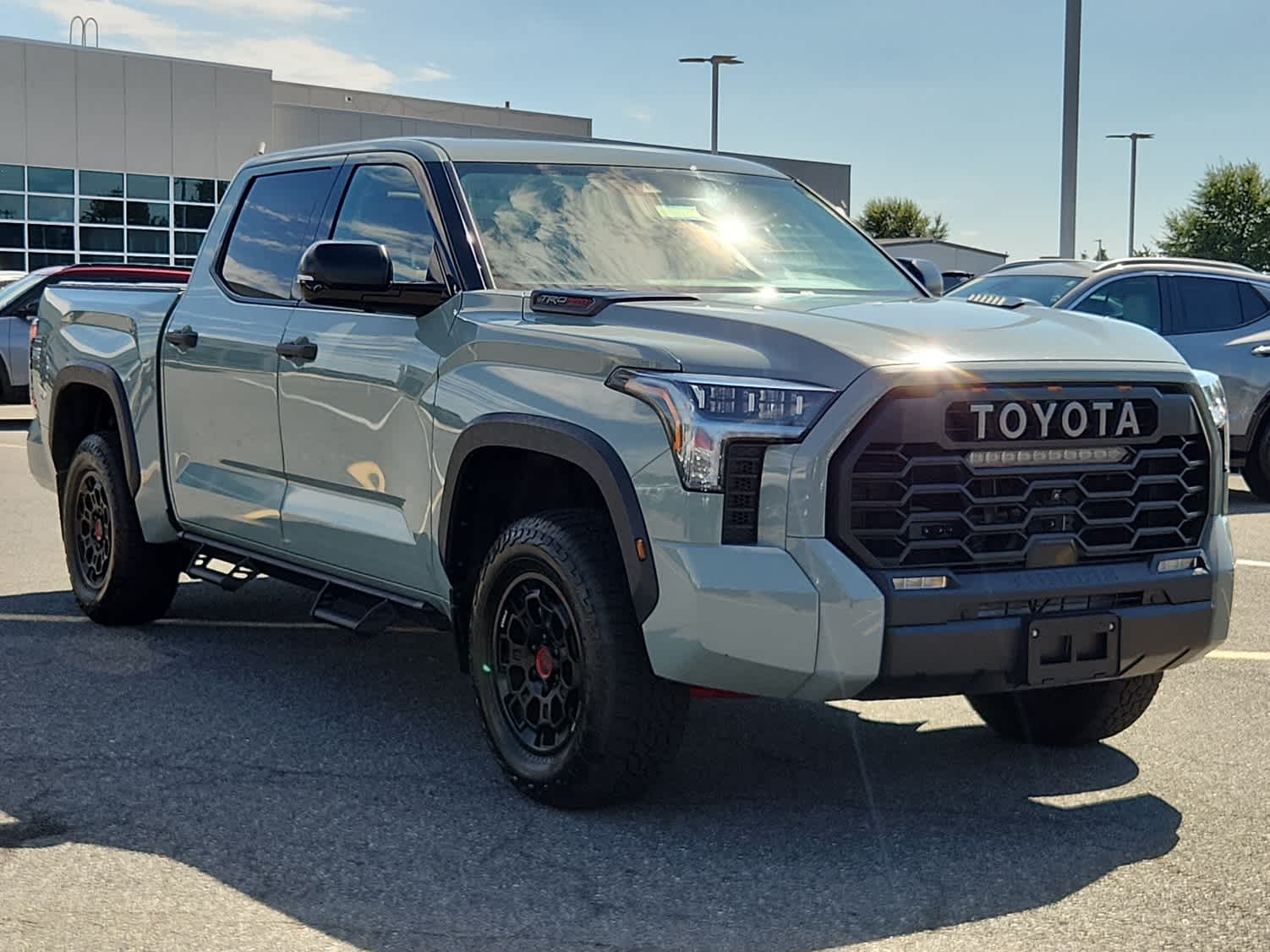 2022 Toyota Tundra TRD Pro CrewMax photo 2