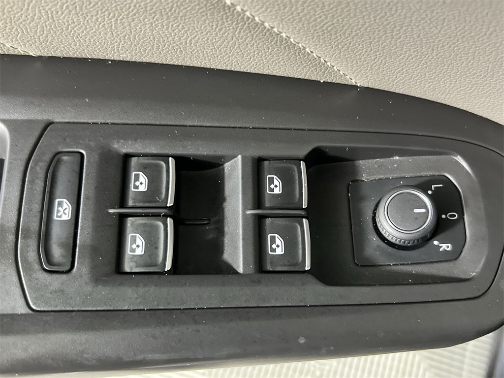 2023 Volkswagen Atlas V6 SE Technology photo 14
