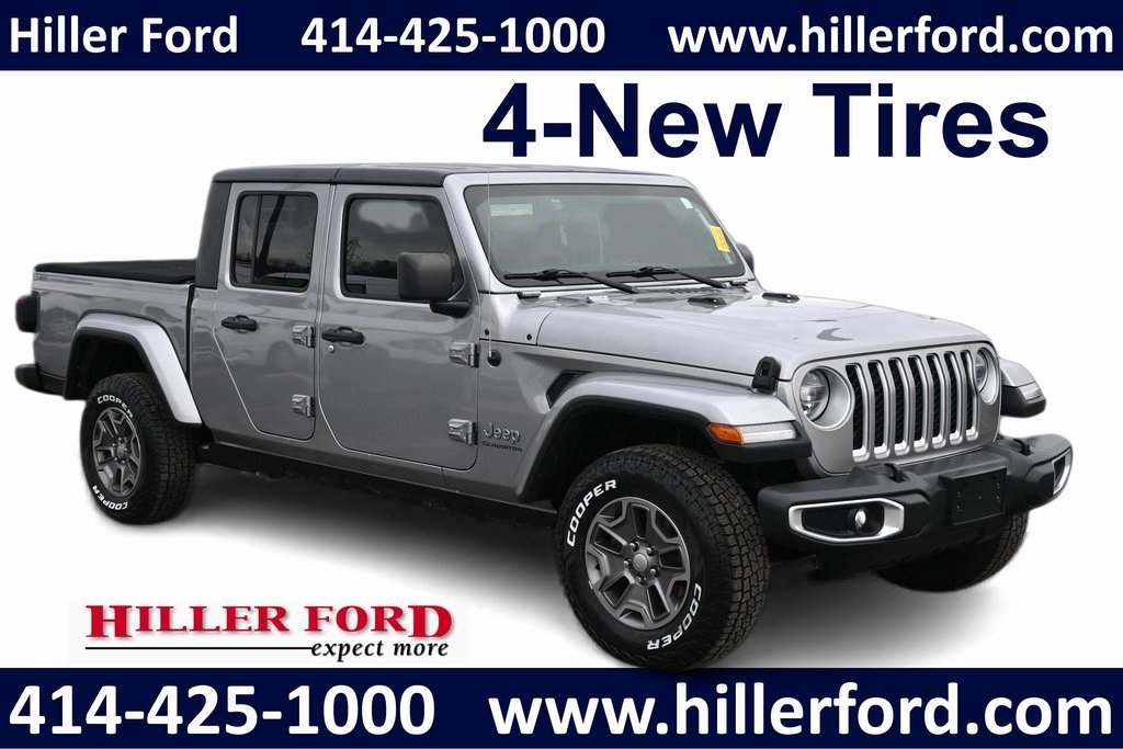 2020 Jeep Gladiator Overland's photo