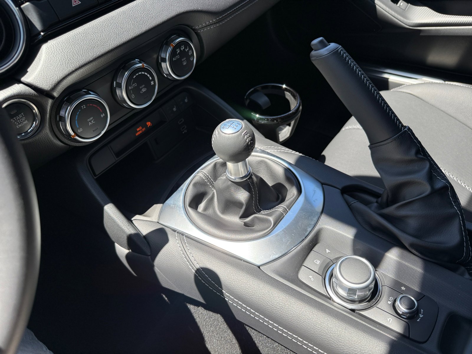2025 Mazda MX-5 Miata Miata Grand Touring photo 13
