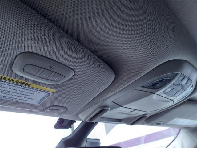 2023 Chrysler Pacifica Limited photo 15