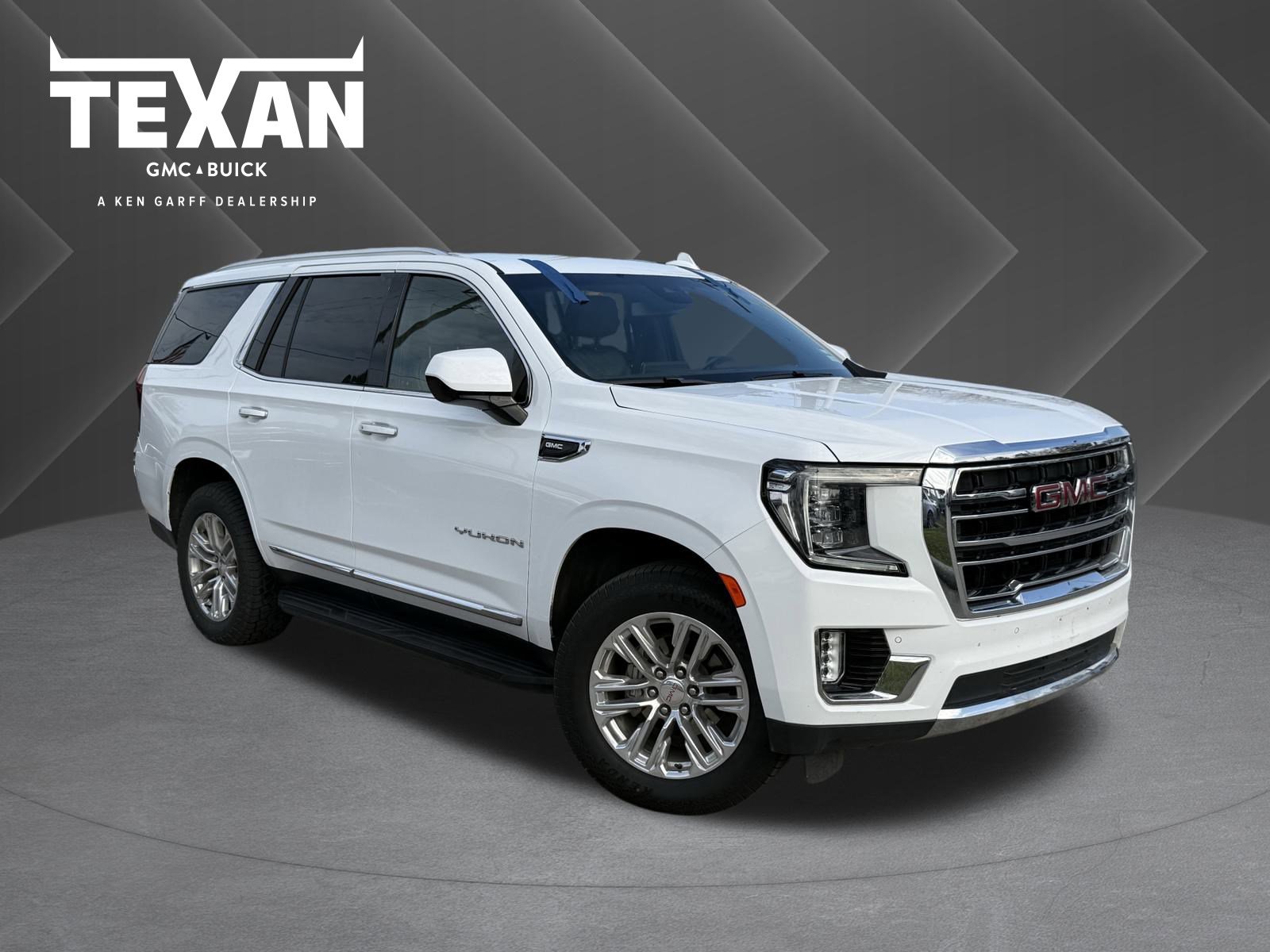 2024 GMC Yukon SLT's photo