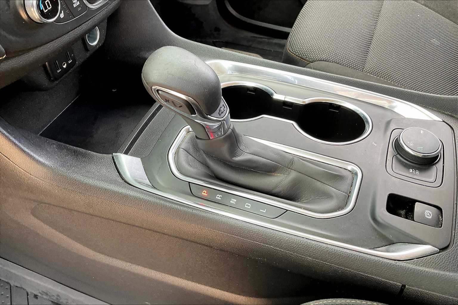 2021 Chevrolet Traverse Cloth photo 13