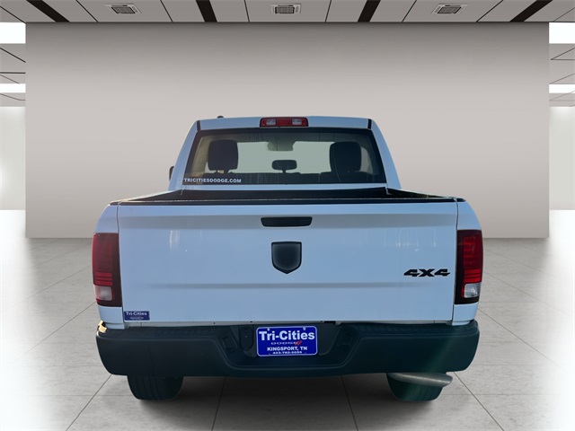 2024 Ram 1500 Classic Warlock photo 4