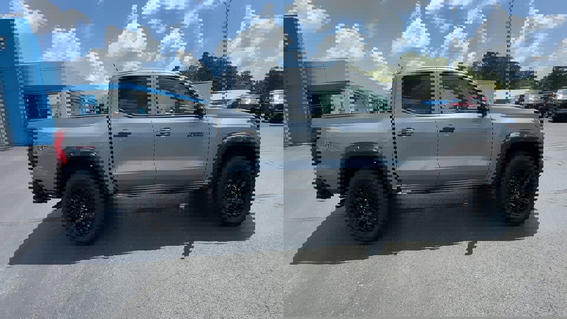 2025 Chevrolet Colorado Trail Boss photo 8