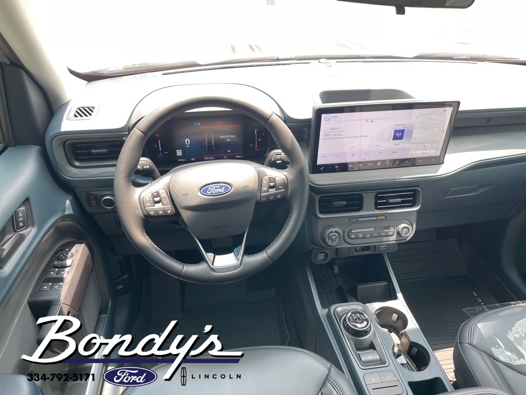2025 Ford Maverick Lariat photo 3