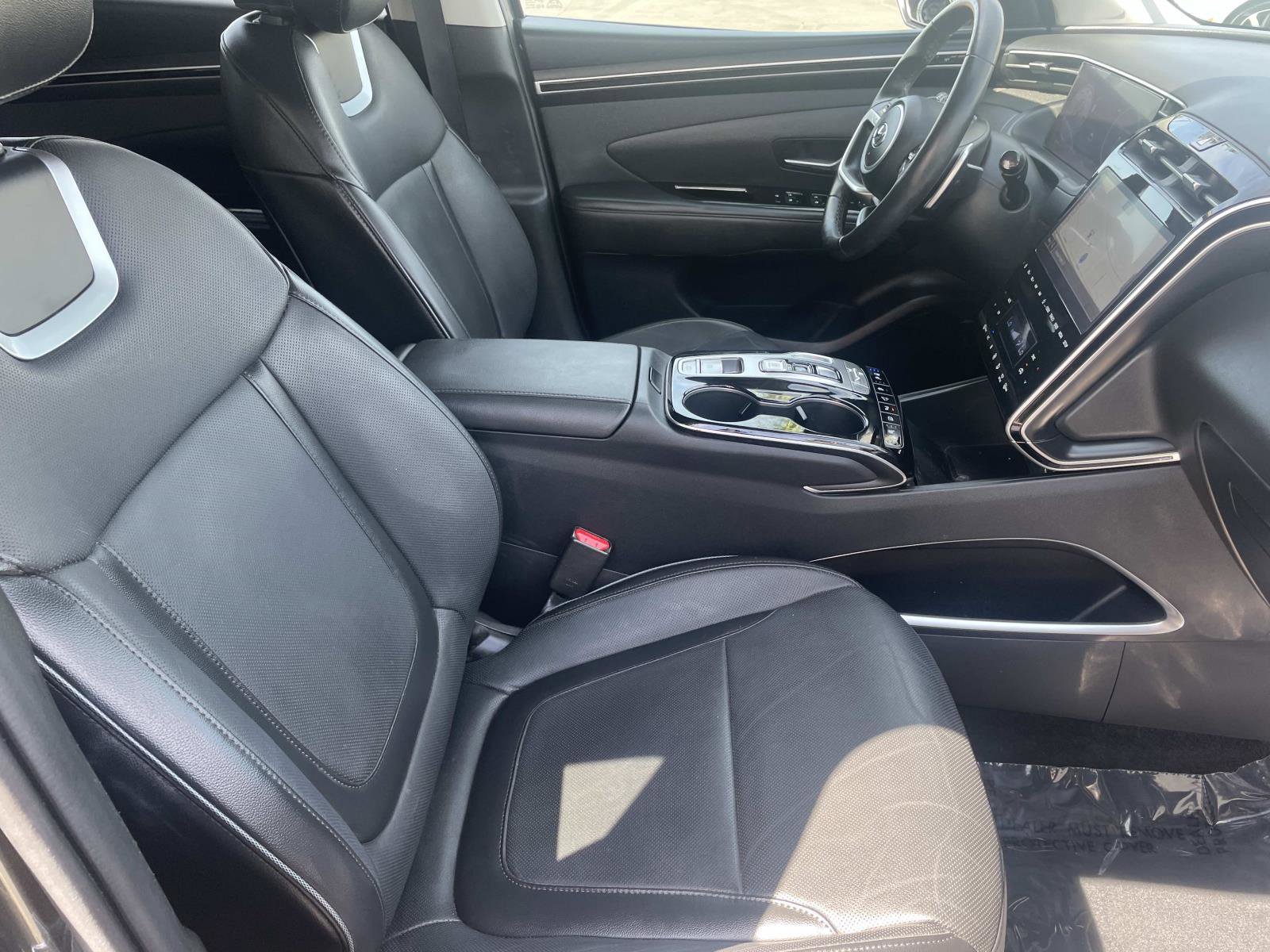 2022 Hyundai Tucson Limited photo 25