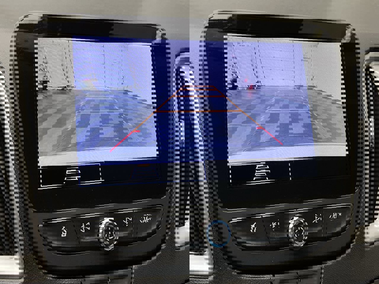 2024 Chevrolet Malibu 1LT photo 4