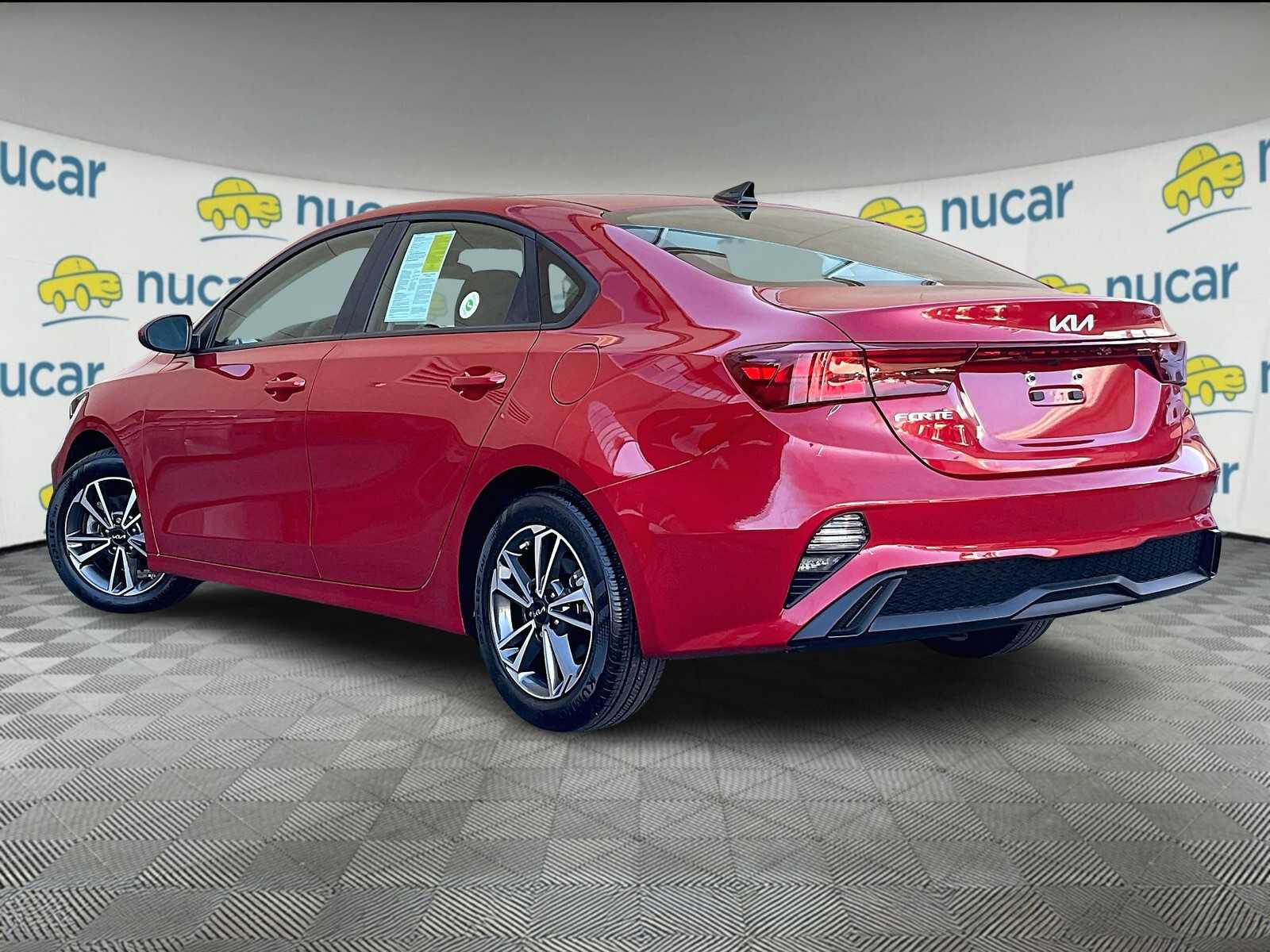 2023 Kia Forte LXS photo 4