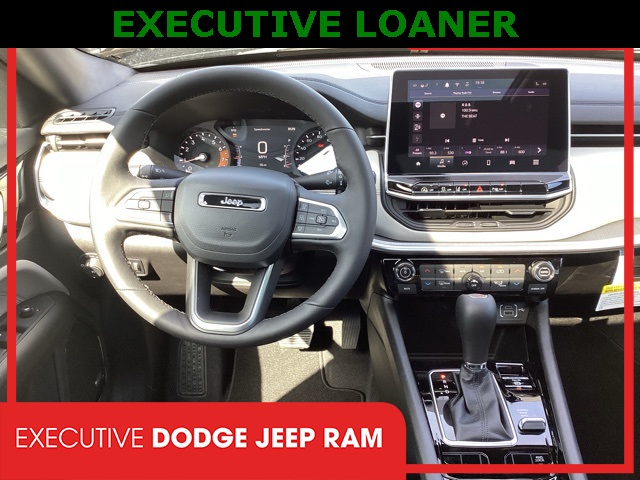 2025 Jeep Compass Limited photo 8