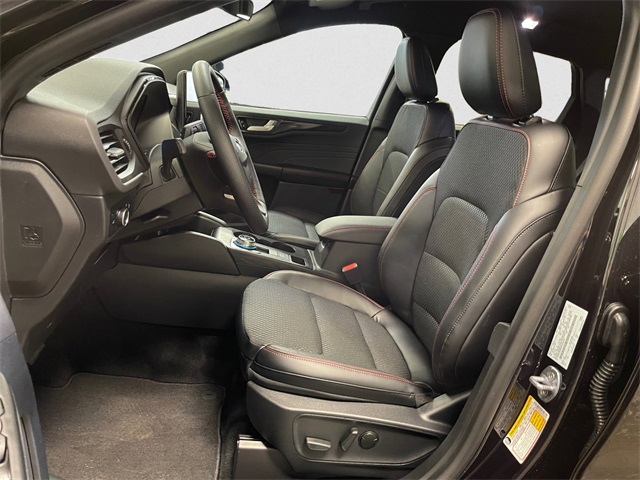 2025 Ford Escape ST-Line photo 15