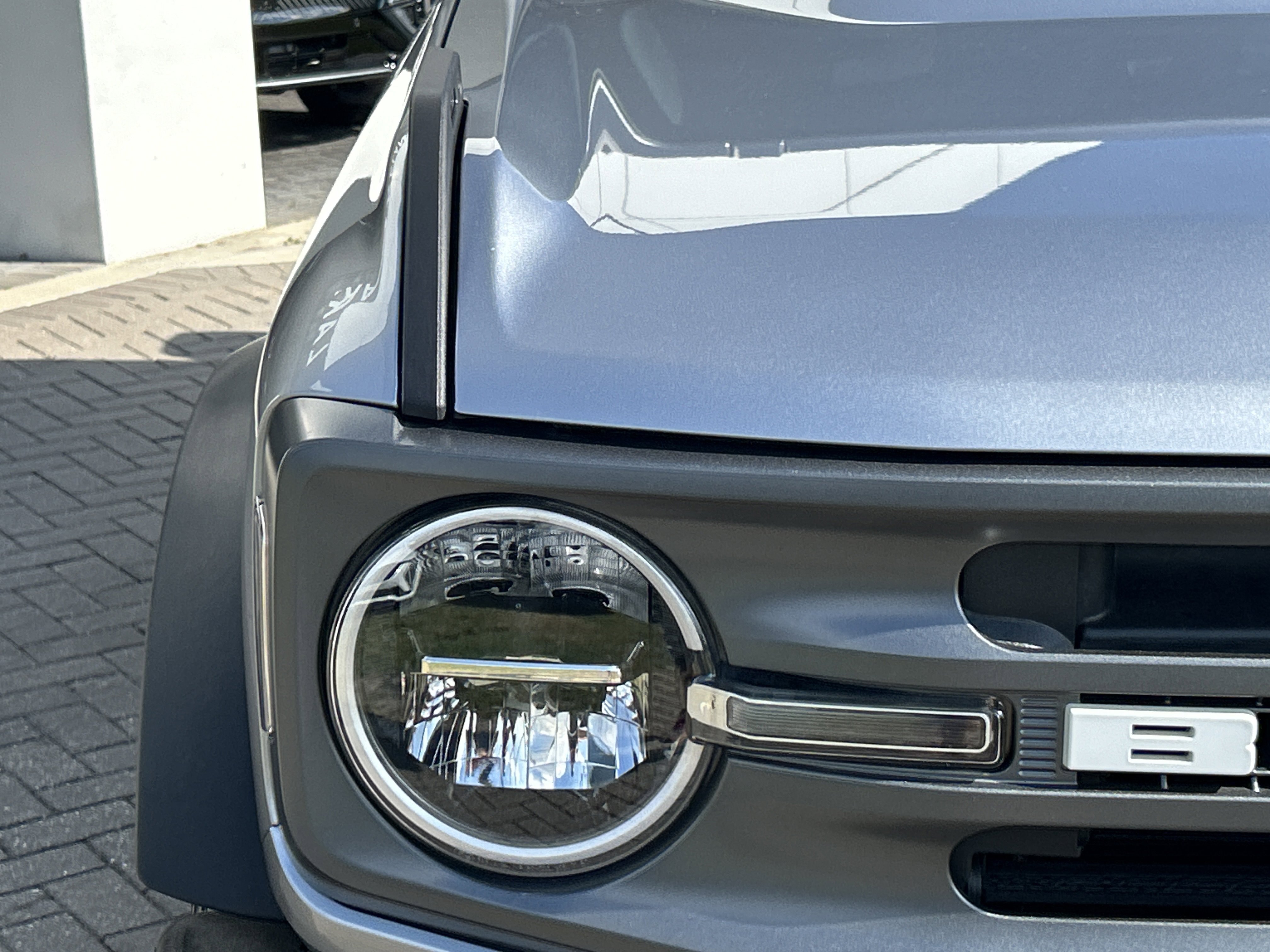 2024 Ford Bronco Big Bend photo 2