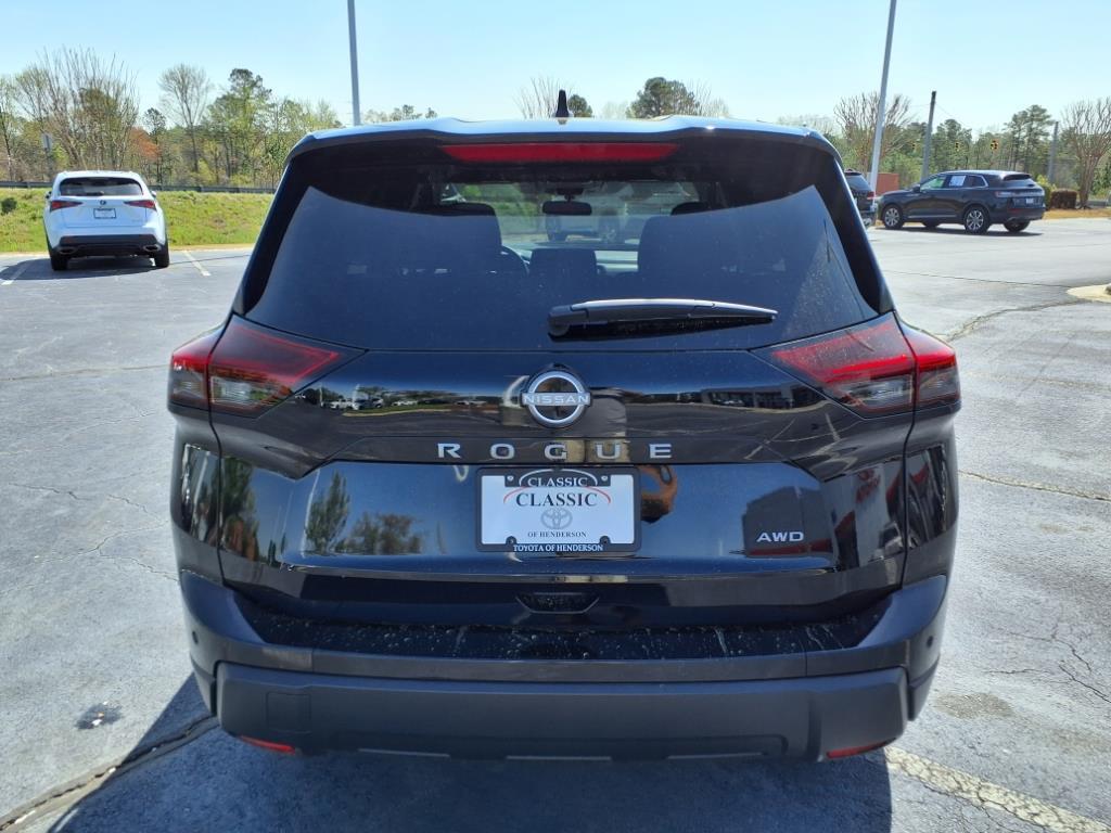 2024 Nissan Rogue S photo 4