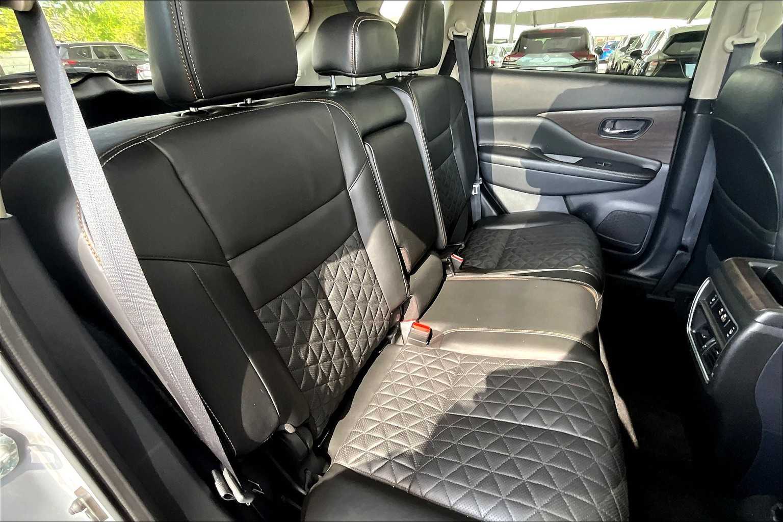 2023 Nissan Murano Platinum photo 19
