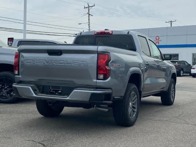 2025 Chevrolet Colorado Work Truck LT photo 3
