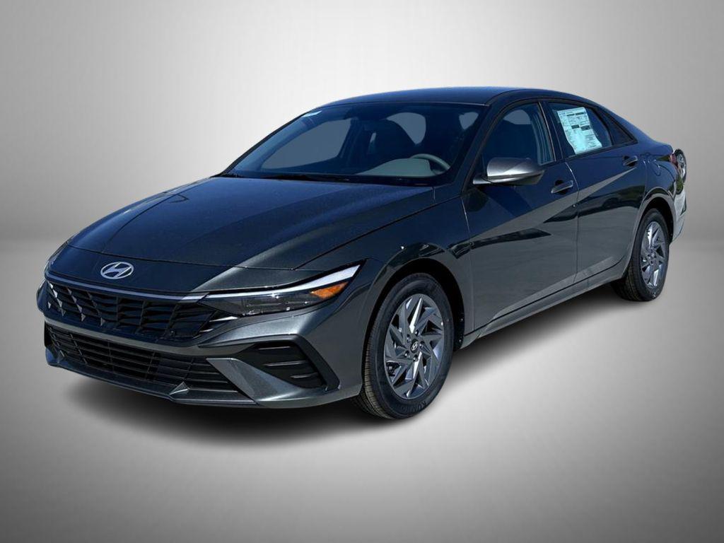 2025 Hyundai Elantra Blue's photo