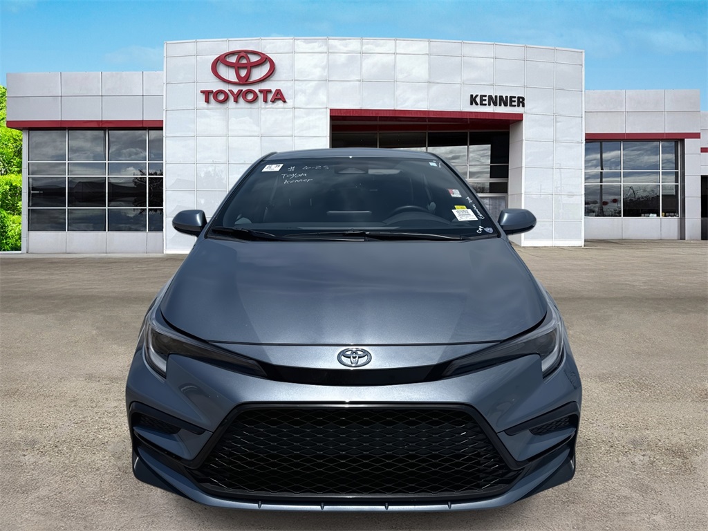 2025 Toyota Corolla SE photo 2