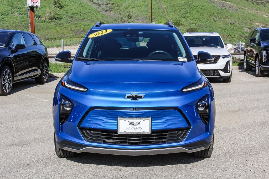 Used 2023 Chevrolet Bolt EUV Premier with VIN 1G1FZ6S08P4132483 for sale in Calabasas, CA