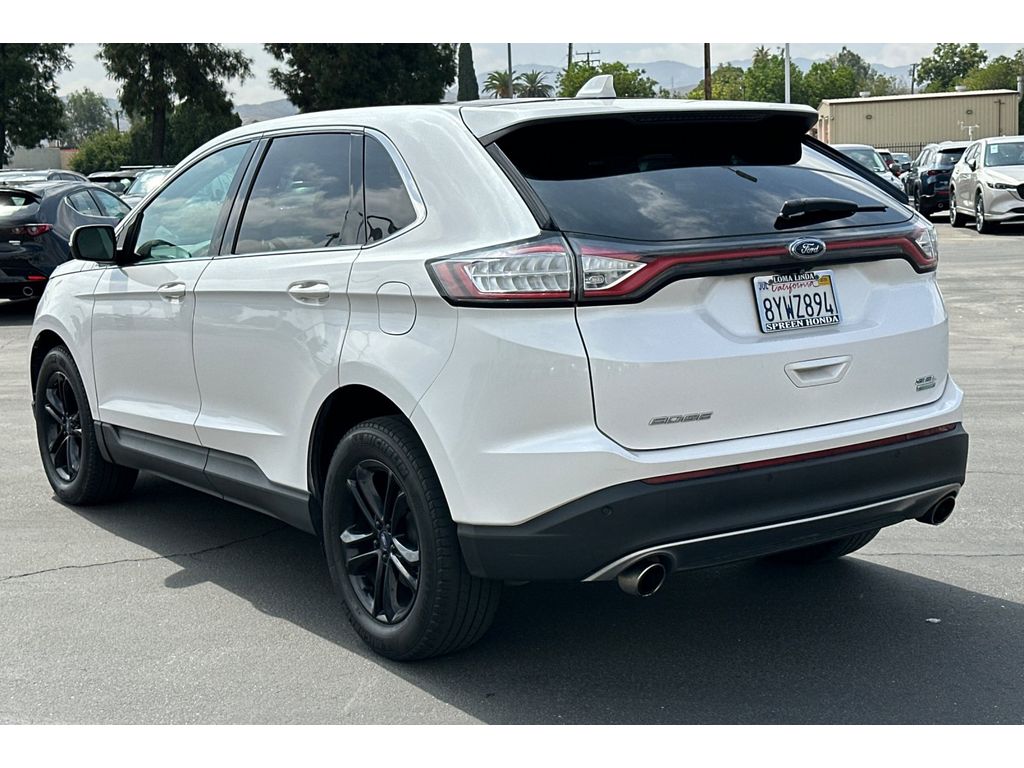 2018 Ford Edge SEL photo 3