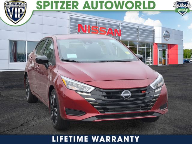 2025 Nissan Versa Sedan SR's photo