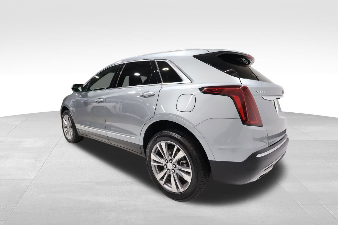 2025 Cadillac XT5 Premium Luxury photo 2