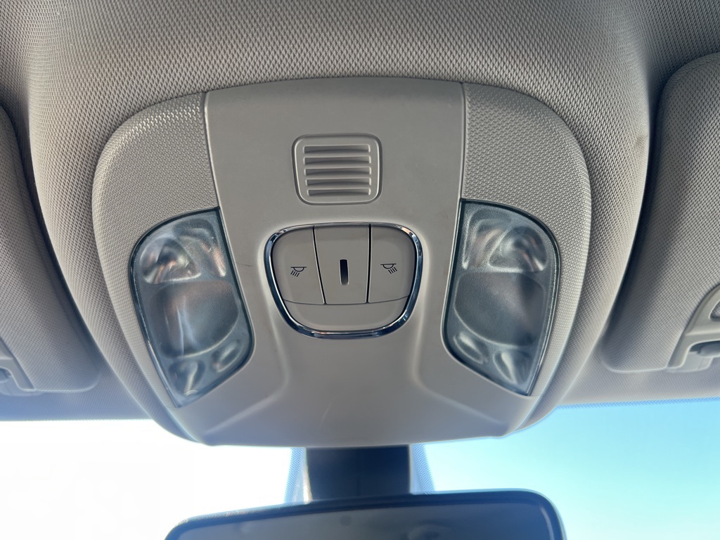 2018 Jeep Compass Latitude photo 32