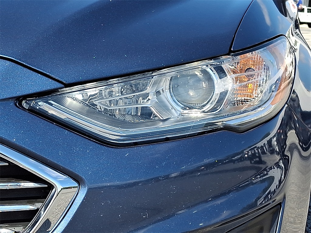 2019 Ford Fusion SE photo 8
