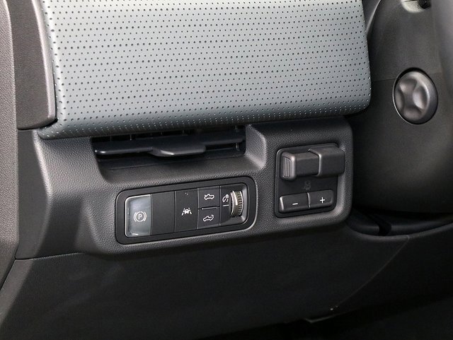 2026 Gmc Sierra EV AT4 photo 26