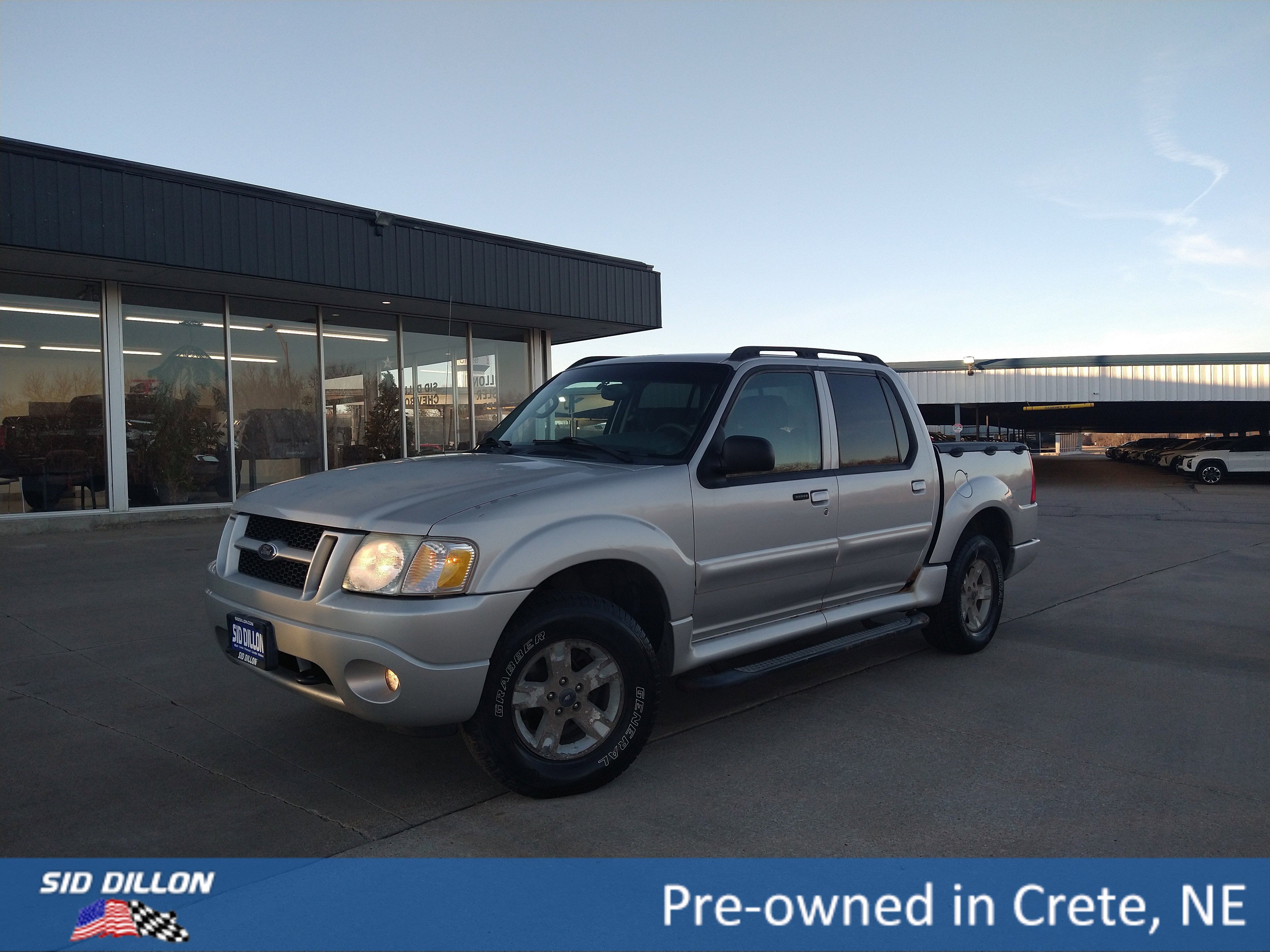 2005 Ford Explorer XLT Premium's photo
