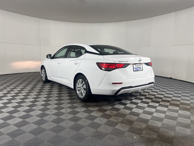 2023 Nissan Sentra S photo 4