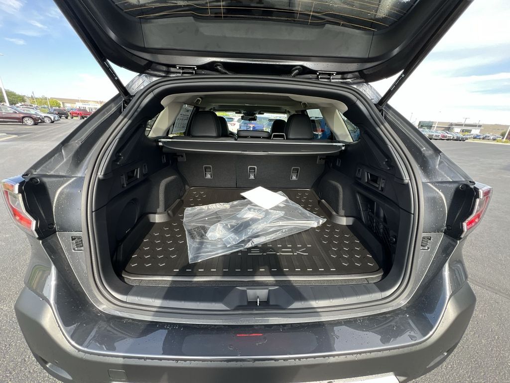 2025 Subaru Outback Touring photo 24