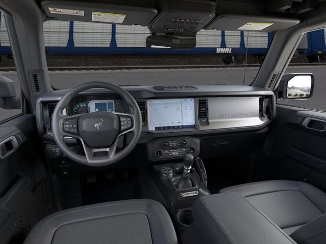 2025 Ford Bronco Badlands photo 9