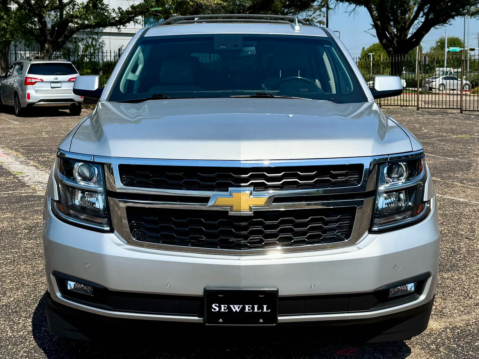 2016 Chevrolet Tahoe LT photo 7