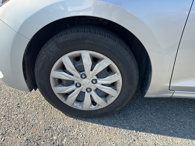 2021 Hyundai Accent SE photo 9