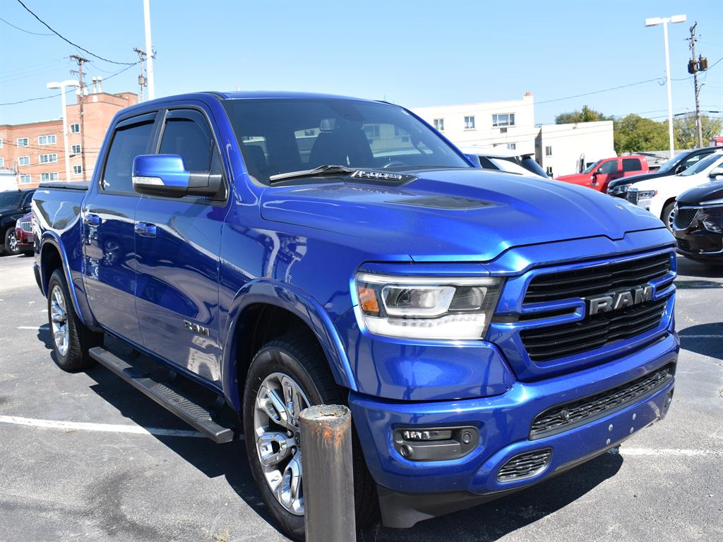 2019 Ram 1500 Laramie photo 3