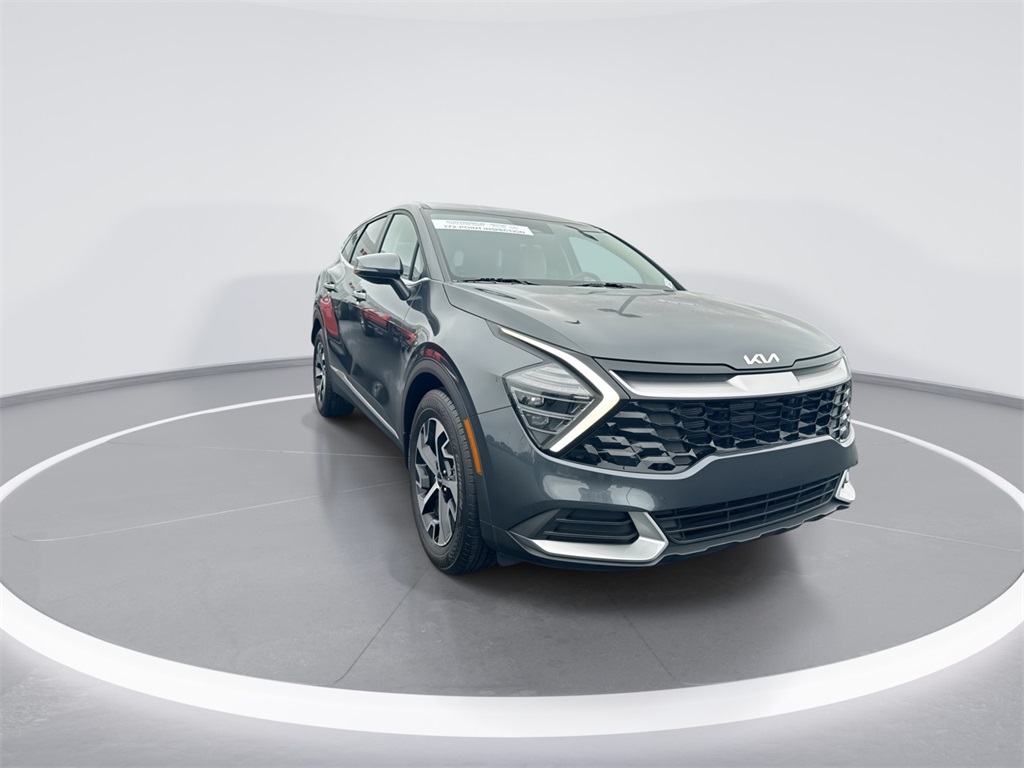 2024 Kia Sportage EX photo 2