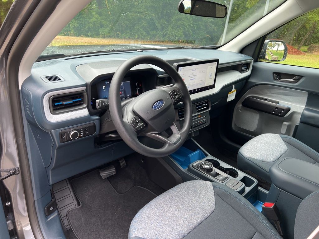 2025 Ford Maverick XLT photo 4
