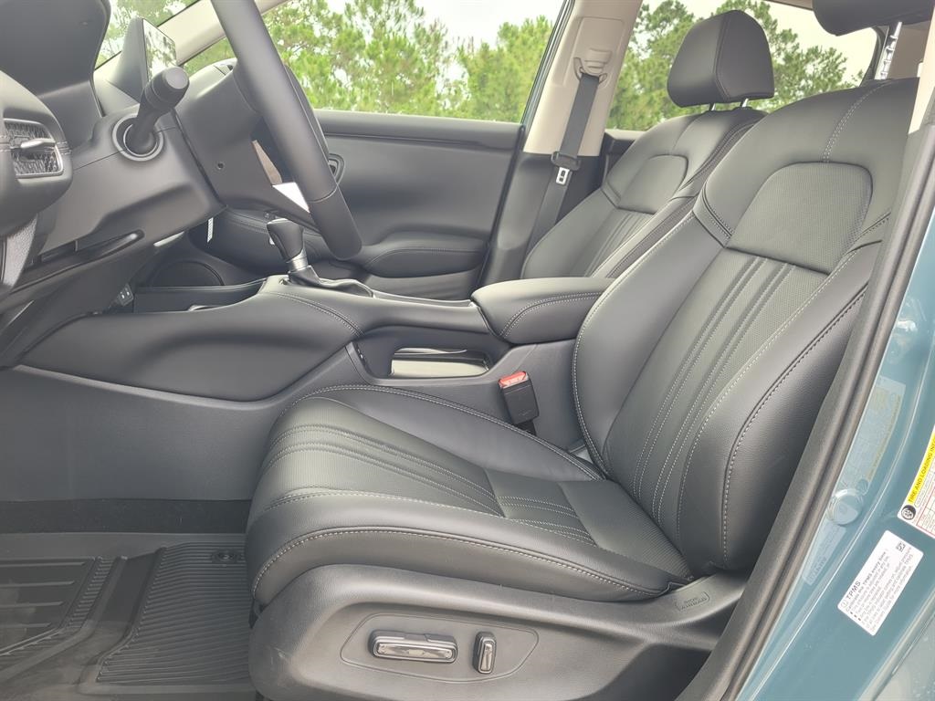 2026 Honda HR-V EX-L photo 14