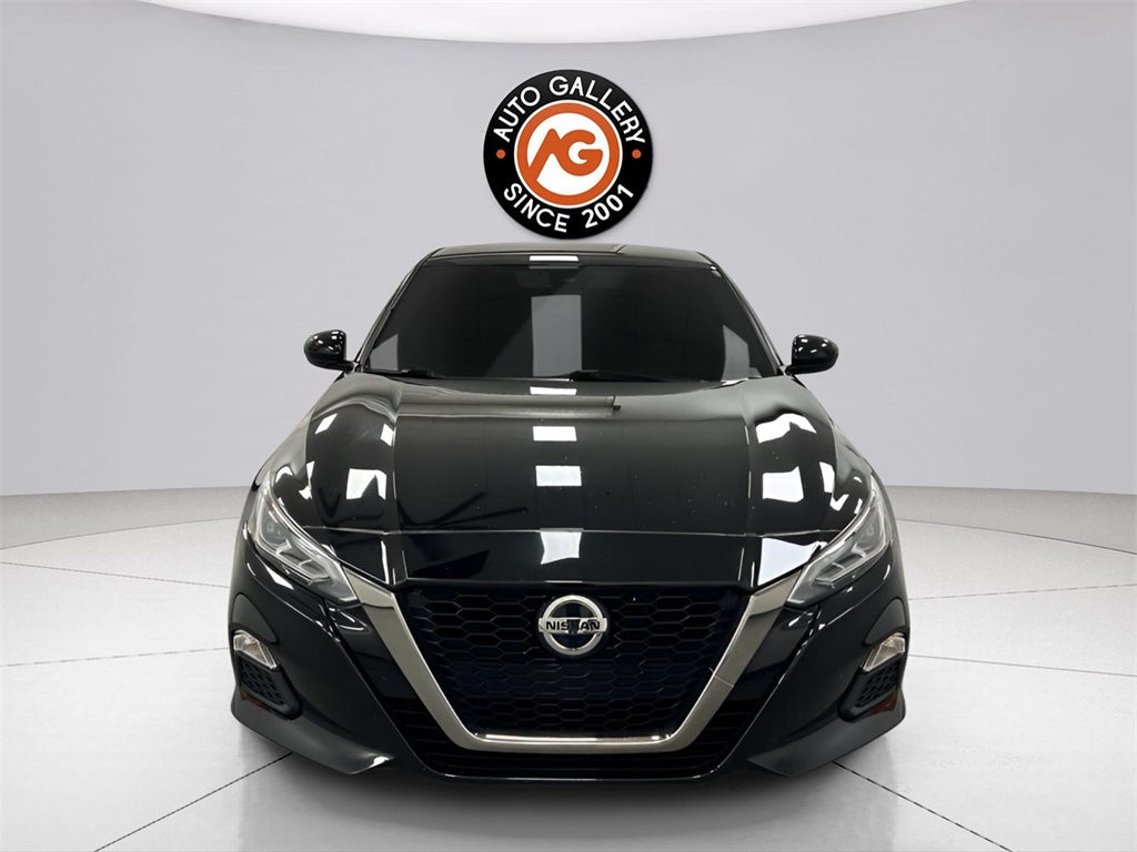 2021 Nissan Altima 2.5 SR photo 2