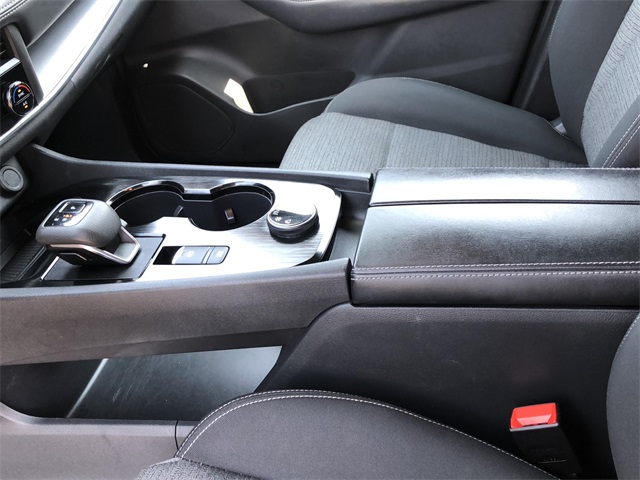 2023 Nissan Rogue SV photo 21