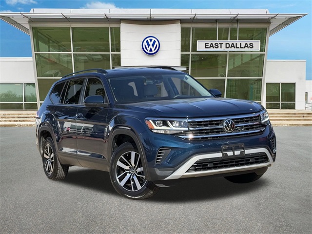 2023 Volkswagen Atlas SE's photo