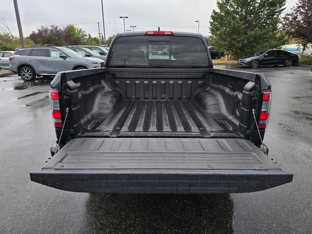 2023 Nissan Frontier PRO-4X photo 13
