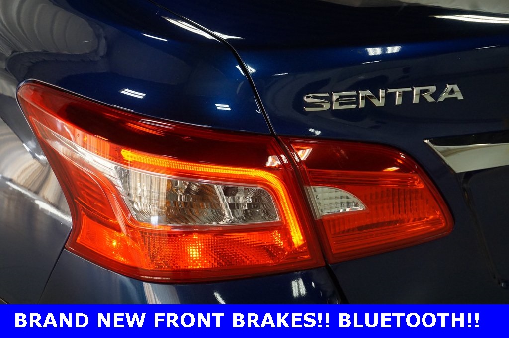 2017 Nissan Sentra S photo 34