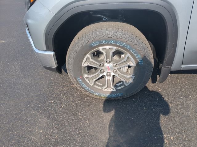 2026 Gmc Sierra 1500 SLE photo 18