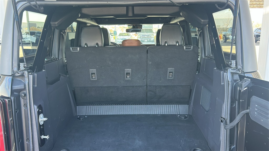2022 Ford Bronco Outer Banks photo 19