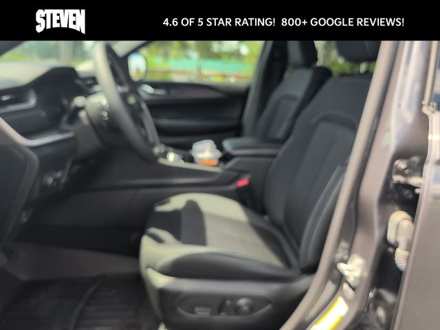 2025 Jeep Grand Cherokee Laredo X photo 15